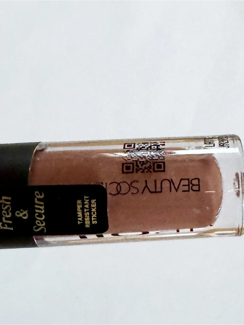 Beauty Society Lip Oil - Latte